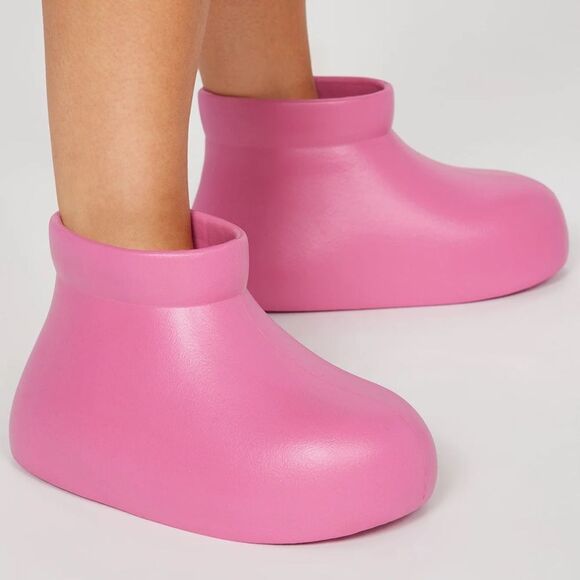 PINK FOAM SLIPPER TOY SONIC ASTRO BOOT - Picture 1 of 5